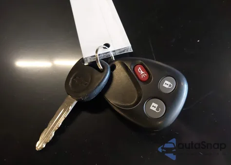 2003 Chevrolet Silverado 1500 Ls z USA, uszkodzony, nr VIN 1GCEK14T93Z176328